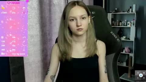Sam online show from May 31, 1:50 pm