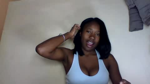 cathia_bella online show from July 27, 6:10 am