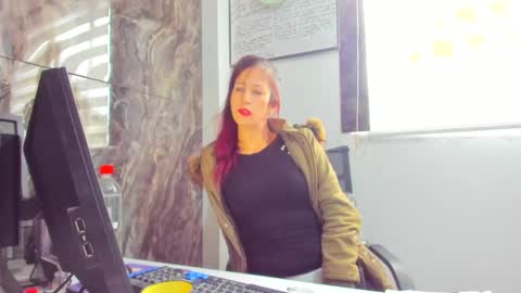 CATT EVANS online show from February 13, 10:11 pm