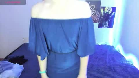 cattie_w_ online show from November 28, 2:36 am