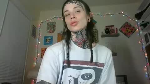 Snapshot of caulkgobbler chatting on October 27, 3:13 am alaska online show from October 27, 3:13 am