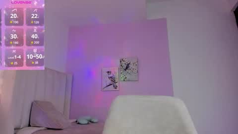 Cay online show from October 23, 1:50 pm