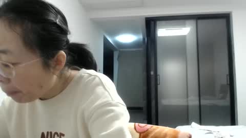 ANNYANNY online show from February 24, 1:30 pm