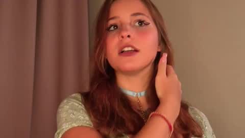 Lina  online show from November 28, 7:28 pm