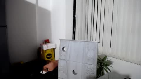 ceci online show from March 3, 1:49 am