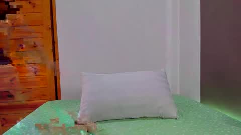 Cee Chalynn online show from January 19, 8:50 am