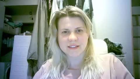 celeste_naughty_ online show from May 14, 11:05 am