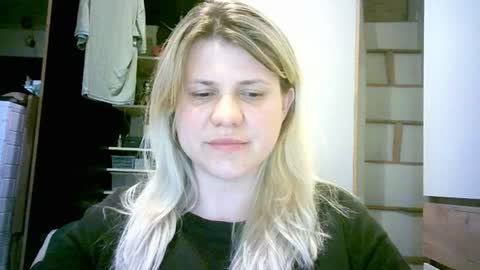 celeste_naughty_ online show from June 11, 10:23 am