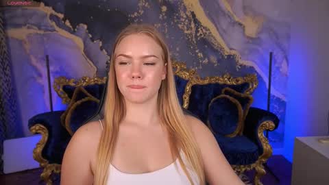 celestenoirr online show from October 23, 1:39 pm