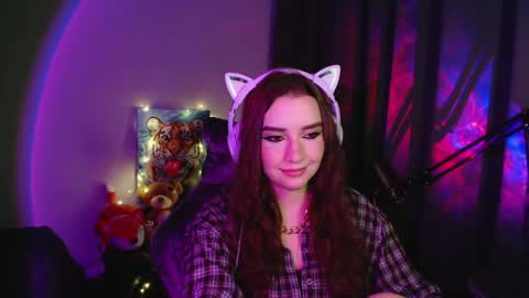 celia_sensual_ online show from June 2, 9:05 pm