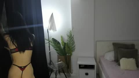 Celine Roxelle online show from June 23, 6:28 pm