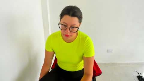 chanell online show from April 13, 11:44 am