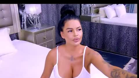 chanelledy1 online show from August 7, 2:40 am