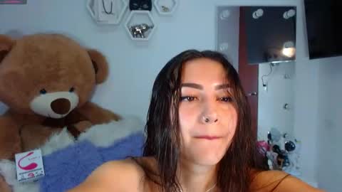 Isabella online show from January 12, 6:49 am