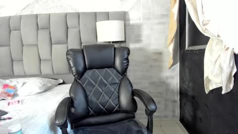 Channel online show from October 10, 10:14 pm