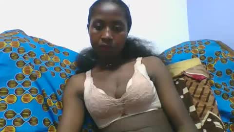 chantale483461 online show from March 2, 7:15 am