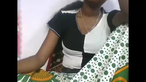 chantale483461 online show from May 28, 6:11 am