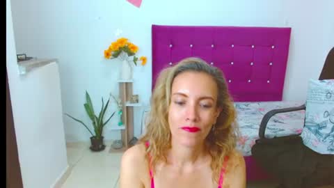 chantal sweety  and horny latina for u online show from June 18, 7:52 pm