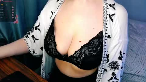 ChaosVictoria online show from May 31, 11:39 pm