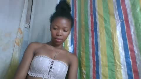 Snapshot of chariola0101 chatting on February 7, 6:45 pm chariola0101 online show from February 7, 6:45 pm