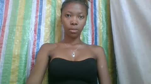 Snapshot of chariola0101 chatting on February 15, 9:38 am chariola0101 online show from February 15, 9:38 am