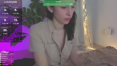 Snapshot of charlieangella chatting on March 4, 8:38 pm Charlie online show from March 4, 8:38 pm