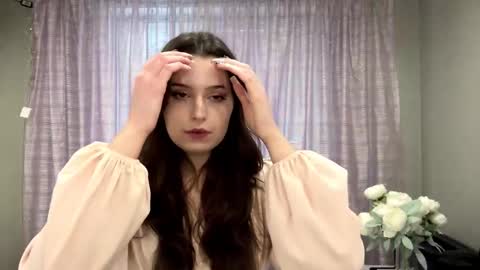 Freya online show from December 20, 11:14 am