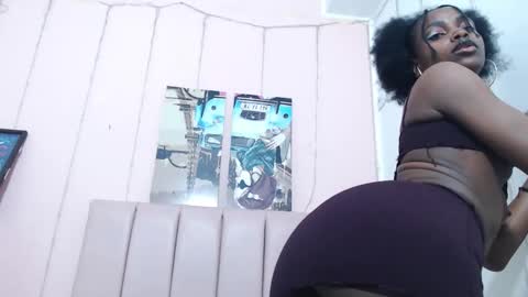 charlothcameronrs online show from February 24, 12:59 pm