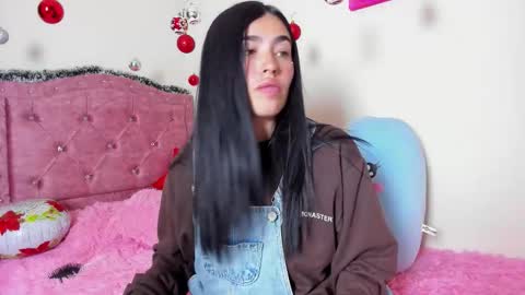 Charlothe online show from January 15, 11:11 pm