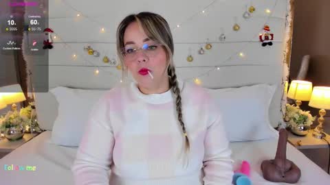 Charlotte online show from December 2, 11:56 am