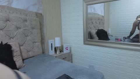 charlotte online show from November 9, 12:01 pm