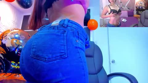 Snapshot of charlotte_icee chatting on October 16, 5:37 pm Charlotte Icee online show from October 16, 5:37 pm
