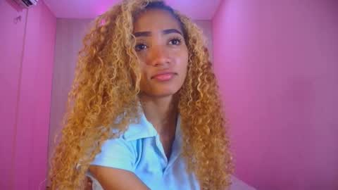 CHARLOTTE online show from October 25, 12:02 pm