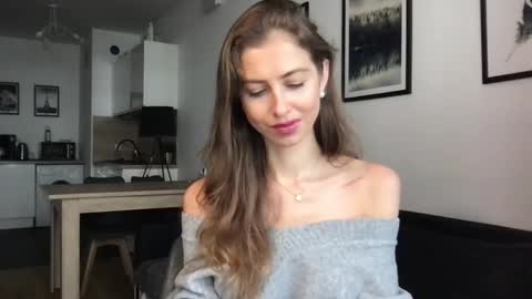 Charlotte Roche online show from September 11, 1:44 pm