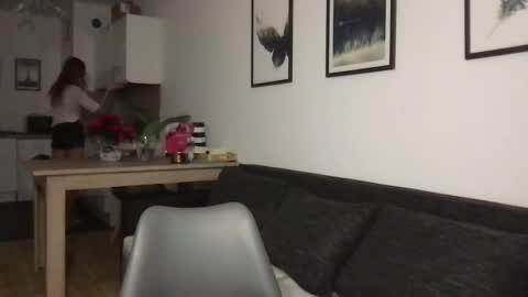 Charlotte Roche online show from December 10, 1:55 pm