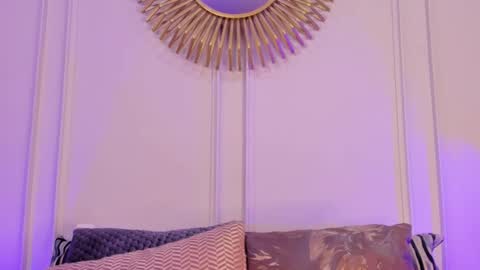 charlottebrownn_ online show from March 3, 12:27 am