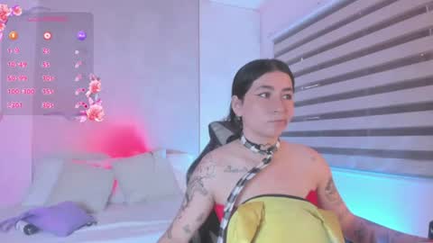 Charlottee online show from July 28, 9:03 pm