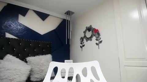  C H A R L O T T E  online show from March 6, 12:09 pm