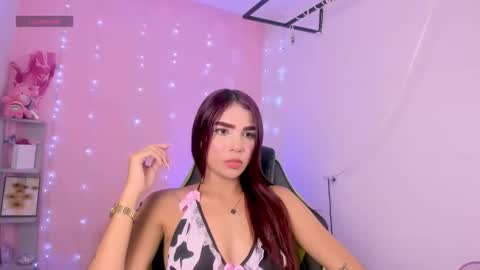 charlotteee online show from October 24, 3:57 am