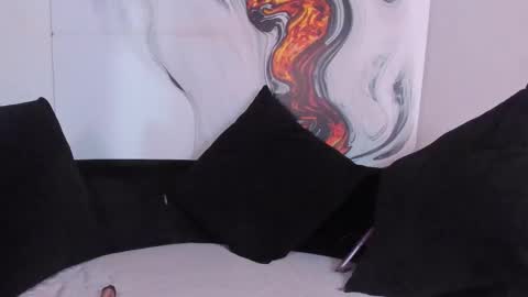 charlottegray_1 online show from November 29, 8:35 pm