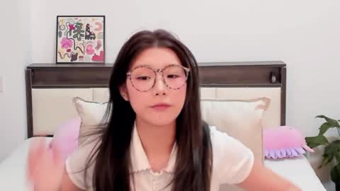 Charlotte online show from April 25, 1:52 pm