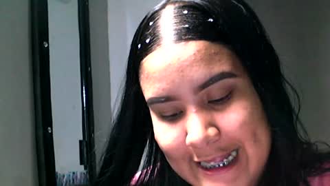 charlottequeen_21 online show from June 17, 7:26 pm