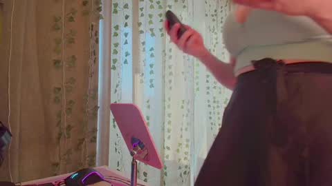 Kira online show from February 18, 11:00 am