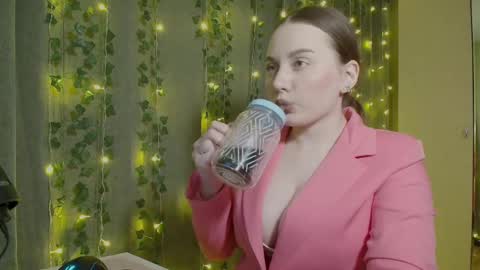 Kira online show from February 12, 5:16 pm