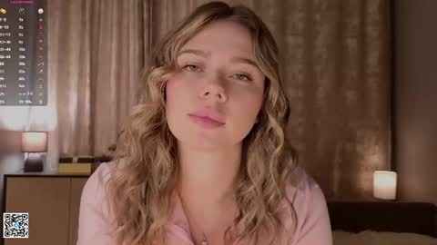 Emilia online show from June 21, 4:38 am
