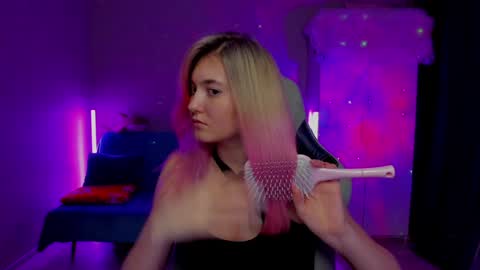 Betty online show from February 8, 6:11 pm