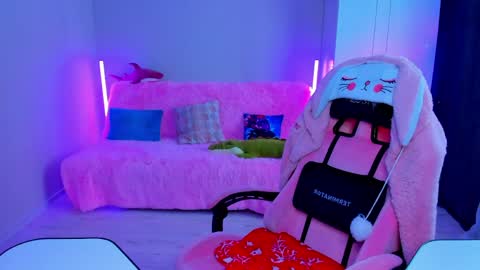 Betty online show from April 22, 5:15 am