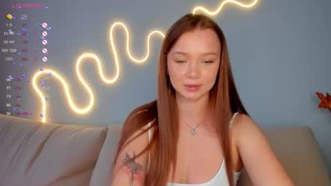 Snapshot of chaturrbaby chatting on September 21, 12:48 pm Em online show from September 21, 12:48 pm