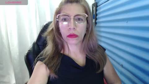 CHAYLA VICTORIA RUIZ  online show from March 25, 12:41 pm