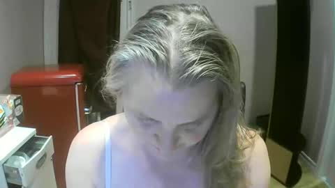 chealsiek online show from October 8, 11:31 pm